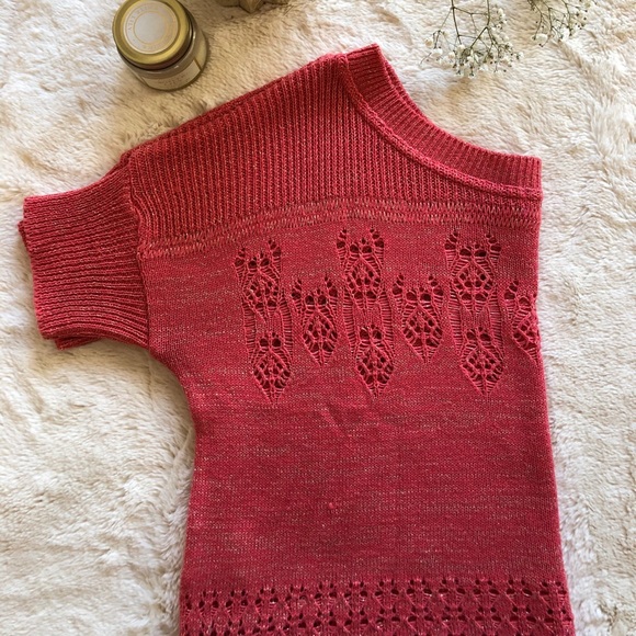 Cropped Sweater - Picture 6 of 7
